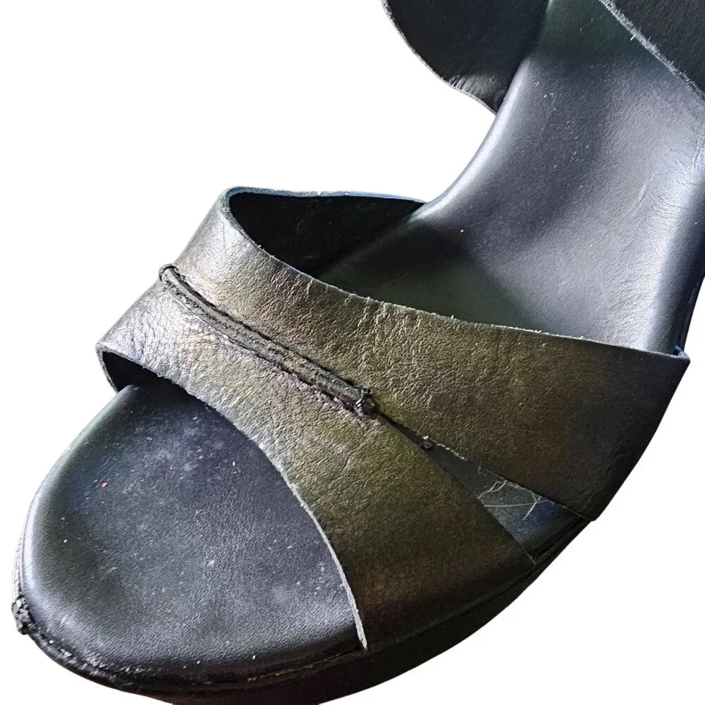 Kork Ease Metallic Black Leather Strappy Platform Sandals Women's Size 9/40.5